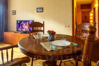 3-комн.кв., 75 м², этаж 3