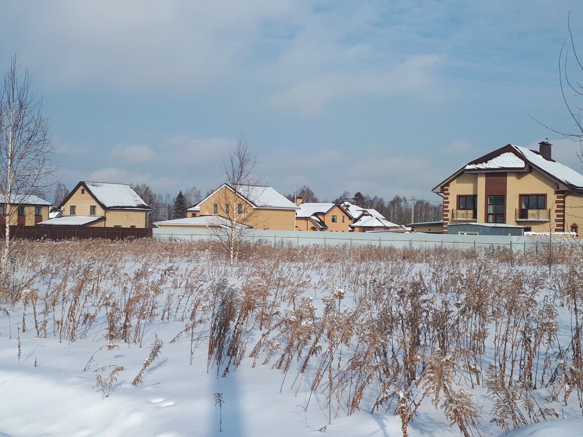 Купить загородную недвижимость в коттеджном поселке Старомихайловское в  деревне Старое Михайловское, продажа загородной недвижимости - база  объявлений Циан. Найдено 3 объявления