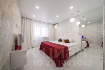 2-комн.кв., 70 м², этаж 18