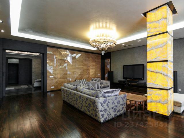 5-комн., 330 м², 3/7 этаж