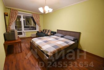 2-комн.кв., 60 м², этаж 3