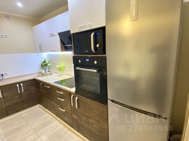 3-комн., 100 м², 7/28 этаж