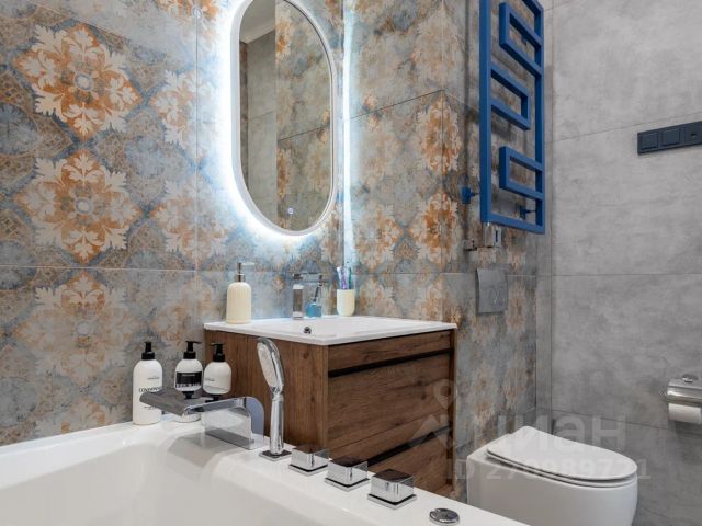 2-комн. апарт., 75 м², 8/18 этаж