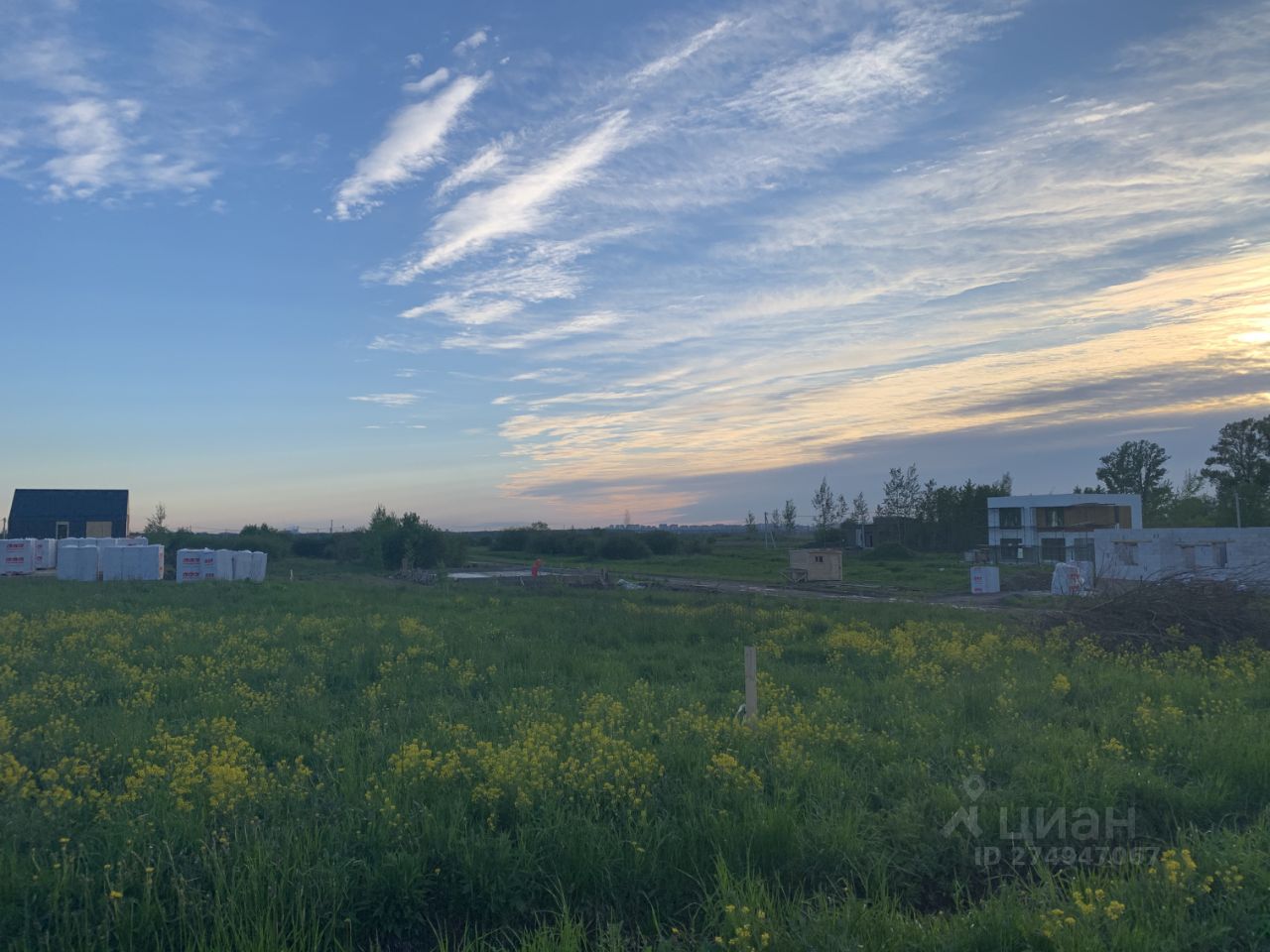 Купить загородную недвижимость в переулке Луговой в деревне Разметелево в  сельском поселении Колтушское, продажа загородной недвижимости - база  объявлений Циан. Найдено 1 объявление