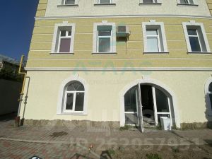 3-комн.кв., 214 м², этаж 1