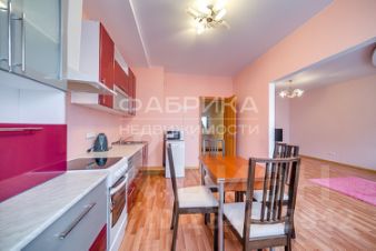 3-комн.кв., 100 м², этаж 9