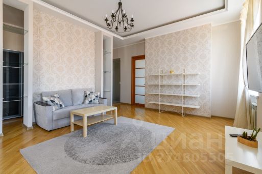 2-комн. апарт., 60 м², 4/4 этаж