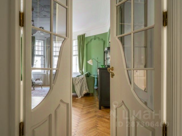 1-комн., 70 м², 1/1 этаж