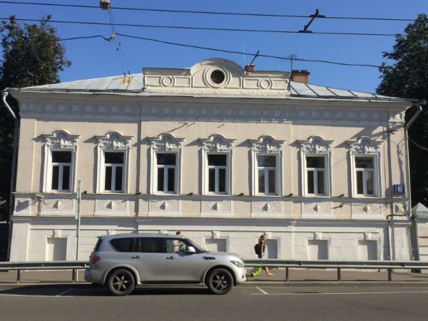 Административное здание на ул. Александра Солженицына, 6