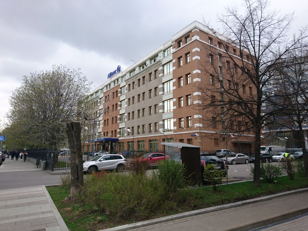 продажа помещений в БЦ на Озерковской набережной, 30