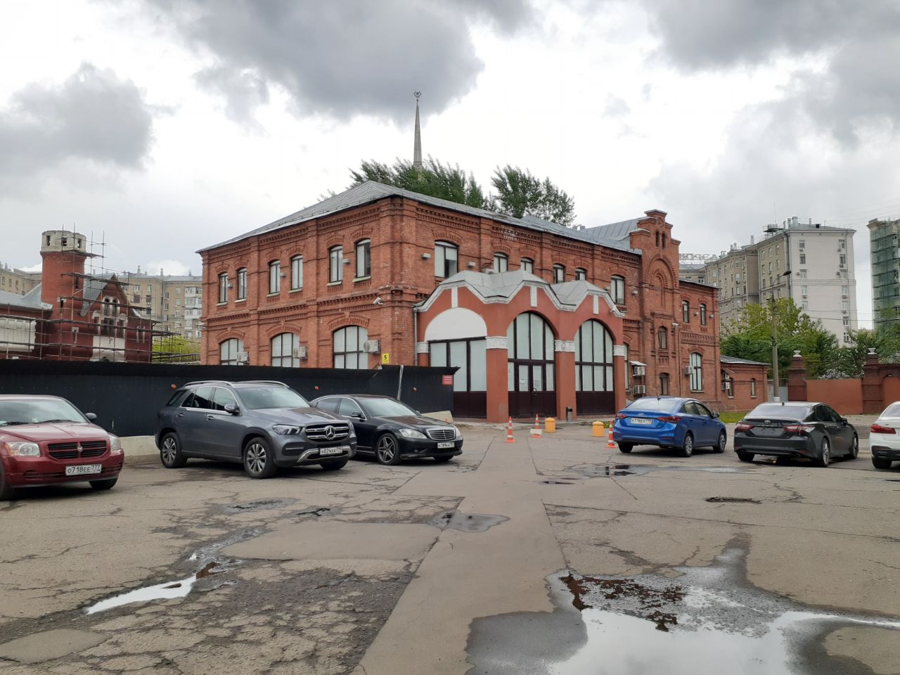 БЦ Бадаевский