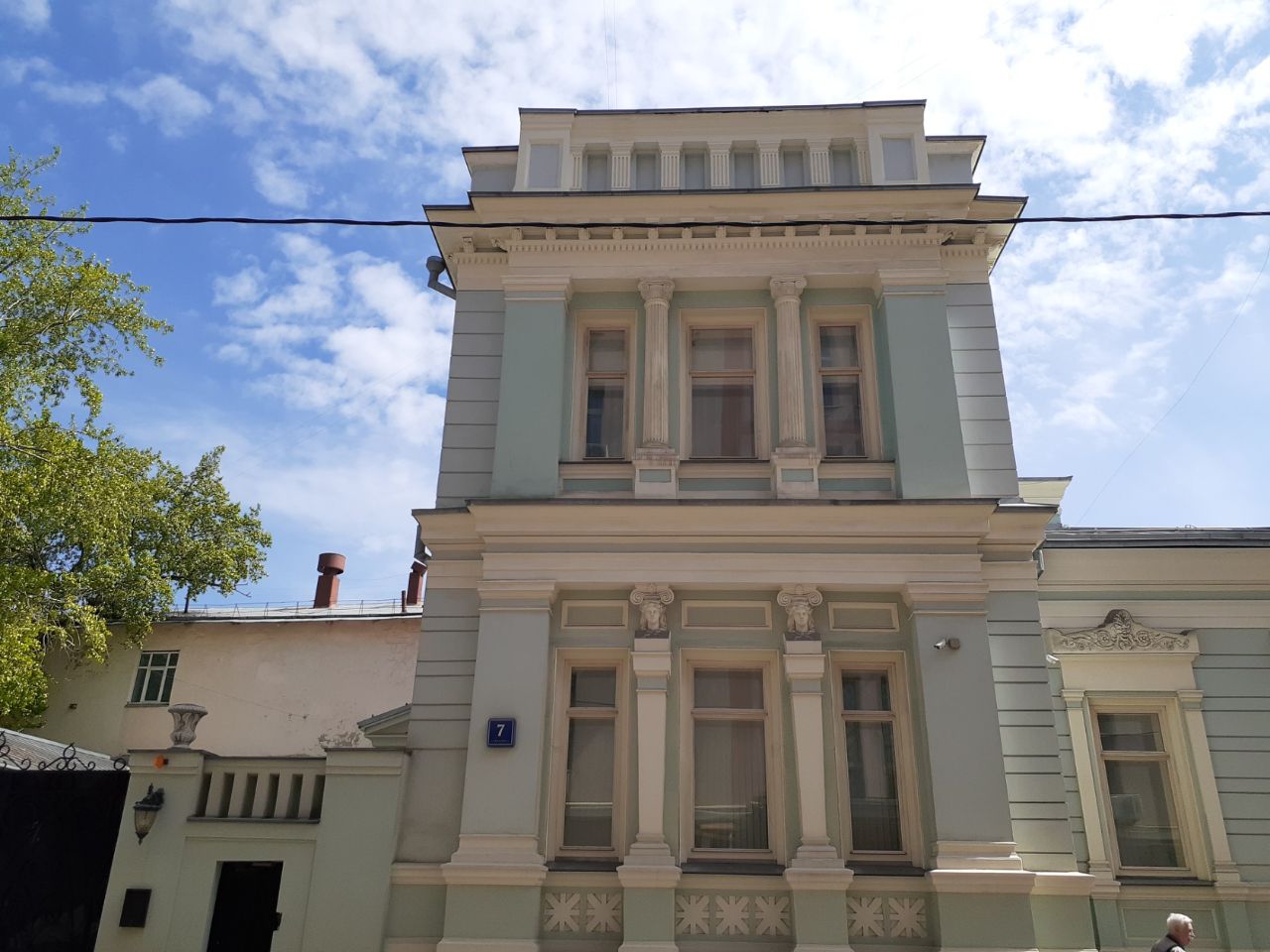 аренда помещений в БЦ на ул. Александра Лукьянова, 7с1