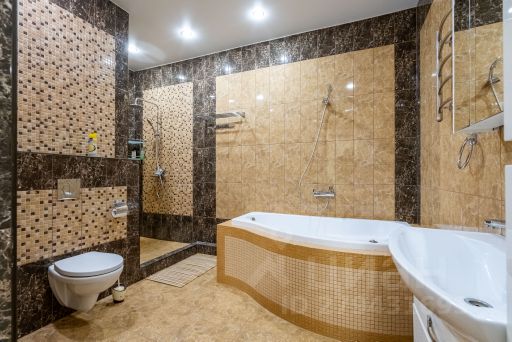 3-комн., 100 м², 4/6 этаж