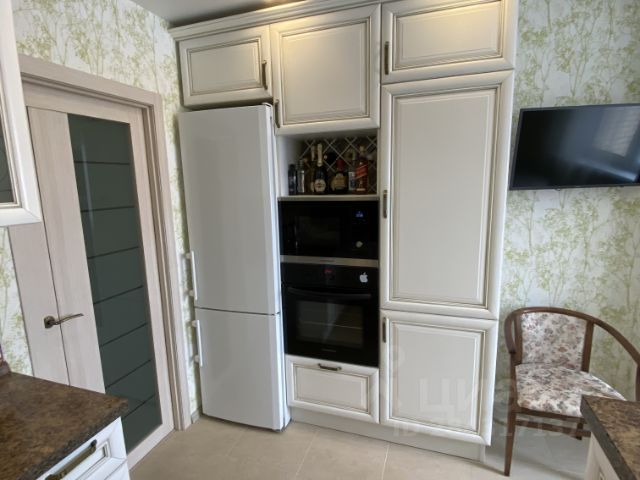 2-комн., 63 м², 13/20 этаж