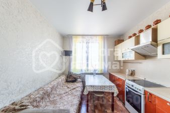 2-комн.кв., 58 м², этаж 15