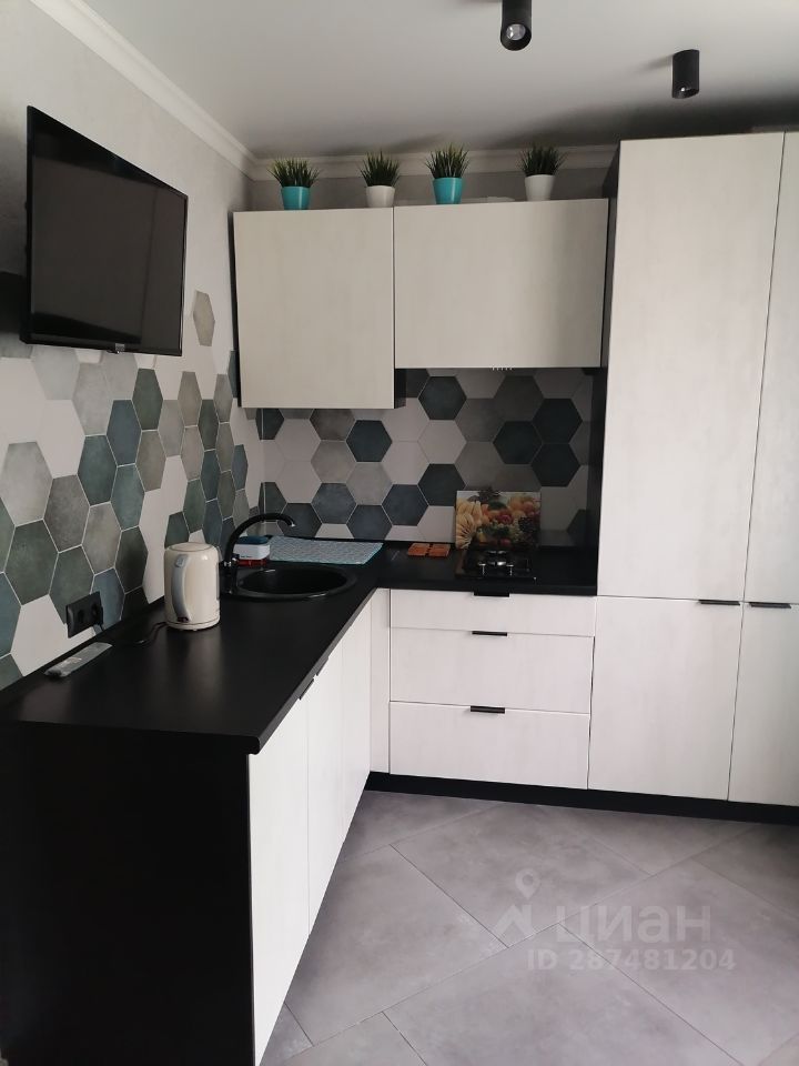 1-к кв. Брянская область, Жуковка Школьный пер., 2А (38.5 м²)