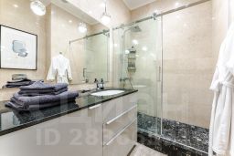 2-комн.апарт., 55 м², этаж 77