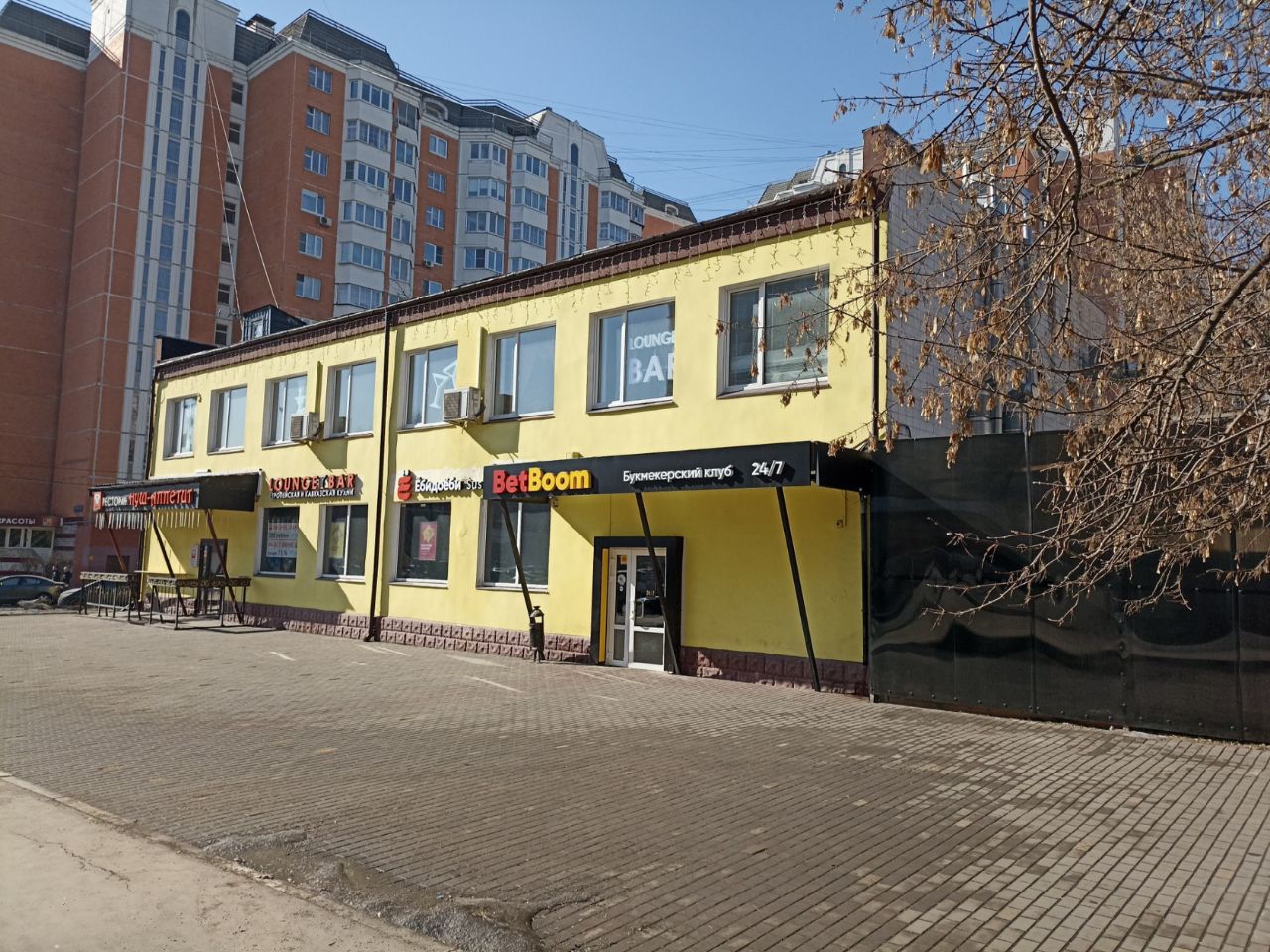 аренда помещений в ТЦ на ул. Дубнинская, 19