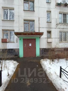 5-комн.кв., 67 м², этаж 1