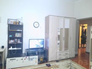 2-комн.кв., 90 м², этаж 2