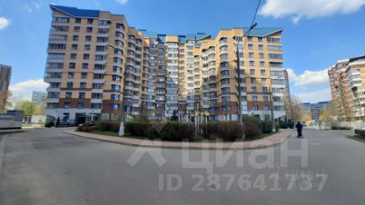 3-комн.кв., 128 м², этаж 3