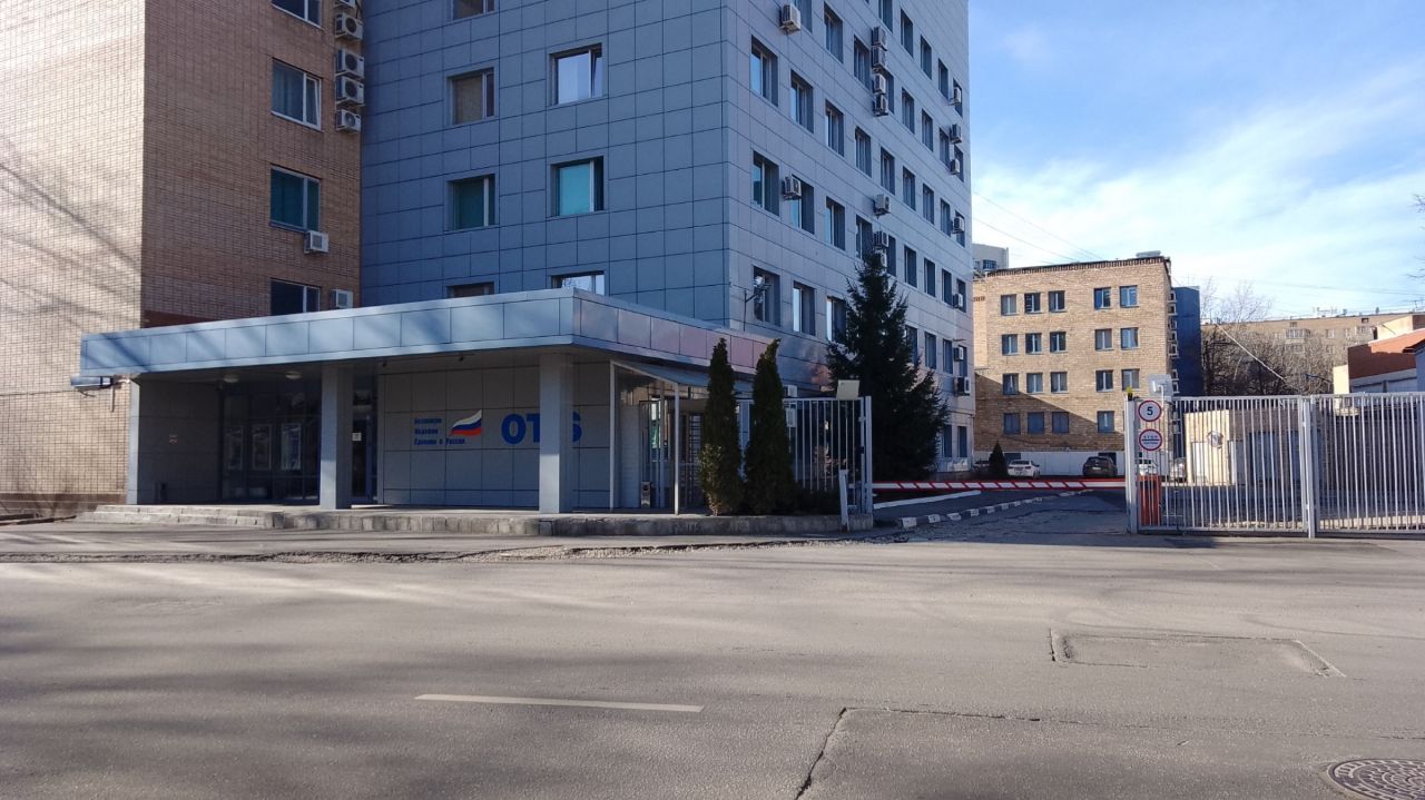 Складском комплексе на ул. Кирпичная, 21к3