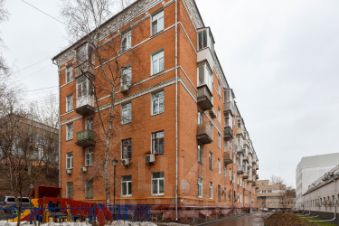 4-комн.кв., 100 м², этаж 2