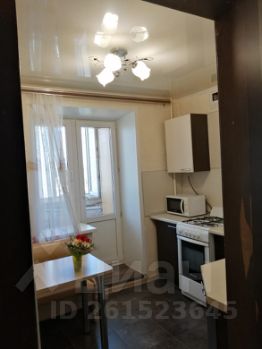 1-комн.кв., 30 м², этаж 3