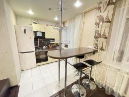 2-комн.кв., 53 м², этаж 4