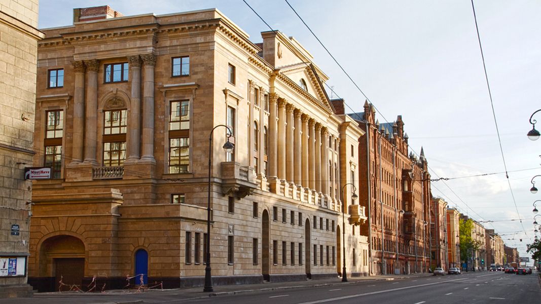 Бизнес Центр Сенатор на Большом проспекте В.О., 80