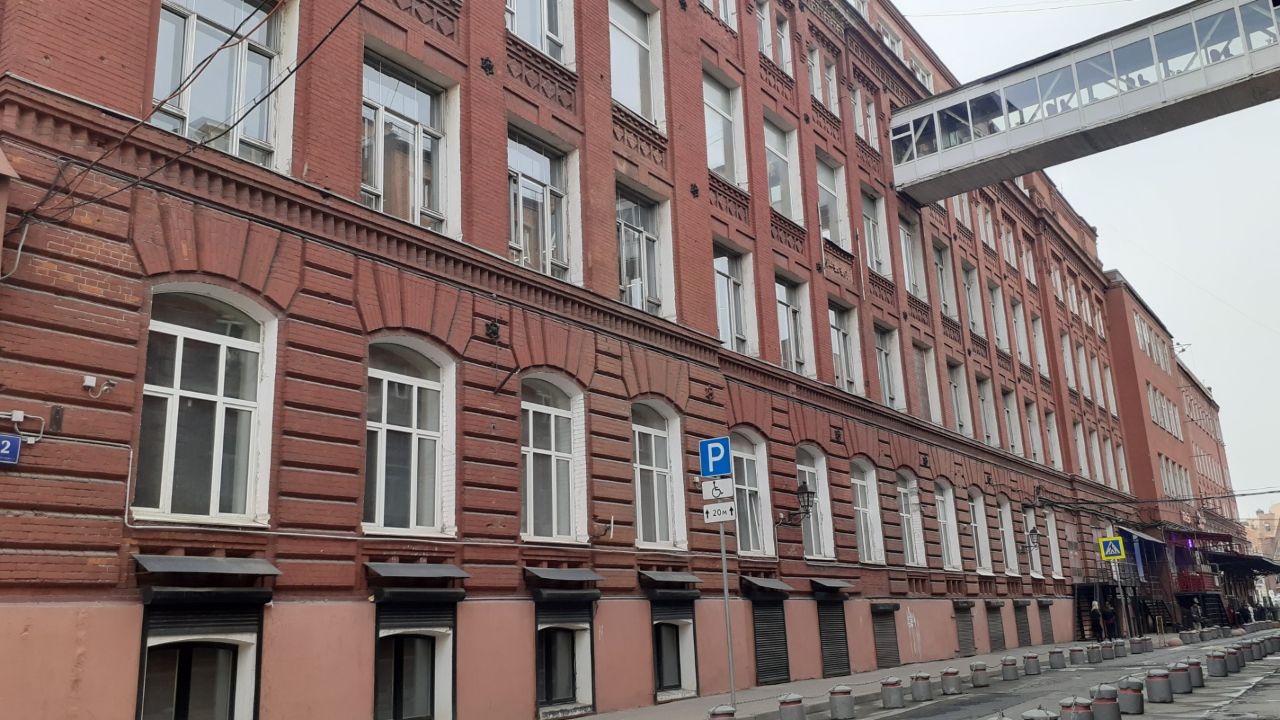 аренда помещений в БЦ Красный Октябрь (в Берсеневском переулке, 2с1)