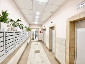 2-комн.кв., 42 м², этаж 12