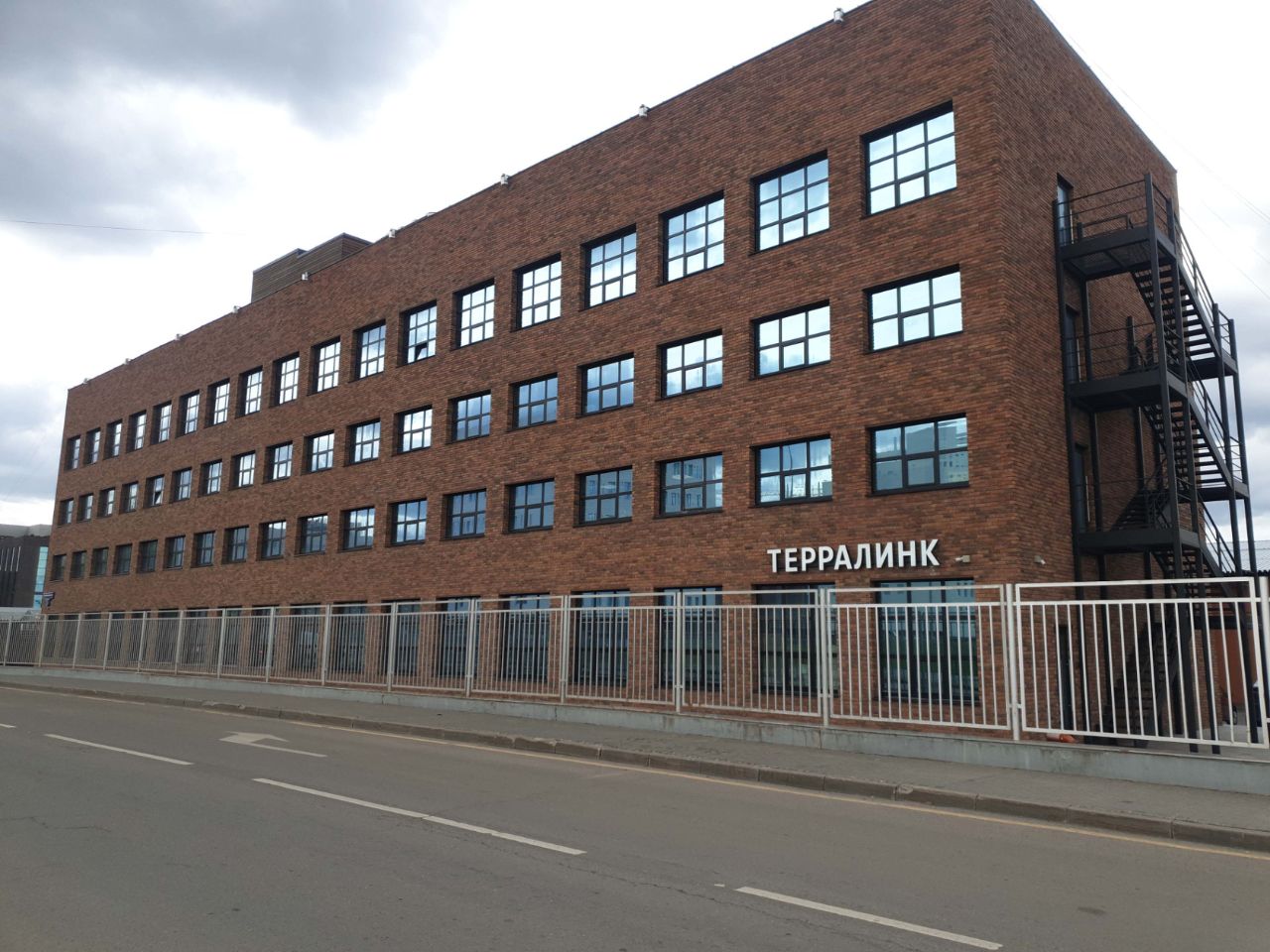 продажа помещений в БЦ во 2-м Южнопортовом проезде, 33с1