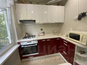 2-комн.кв., 60 м², этаж 3