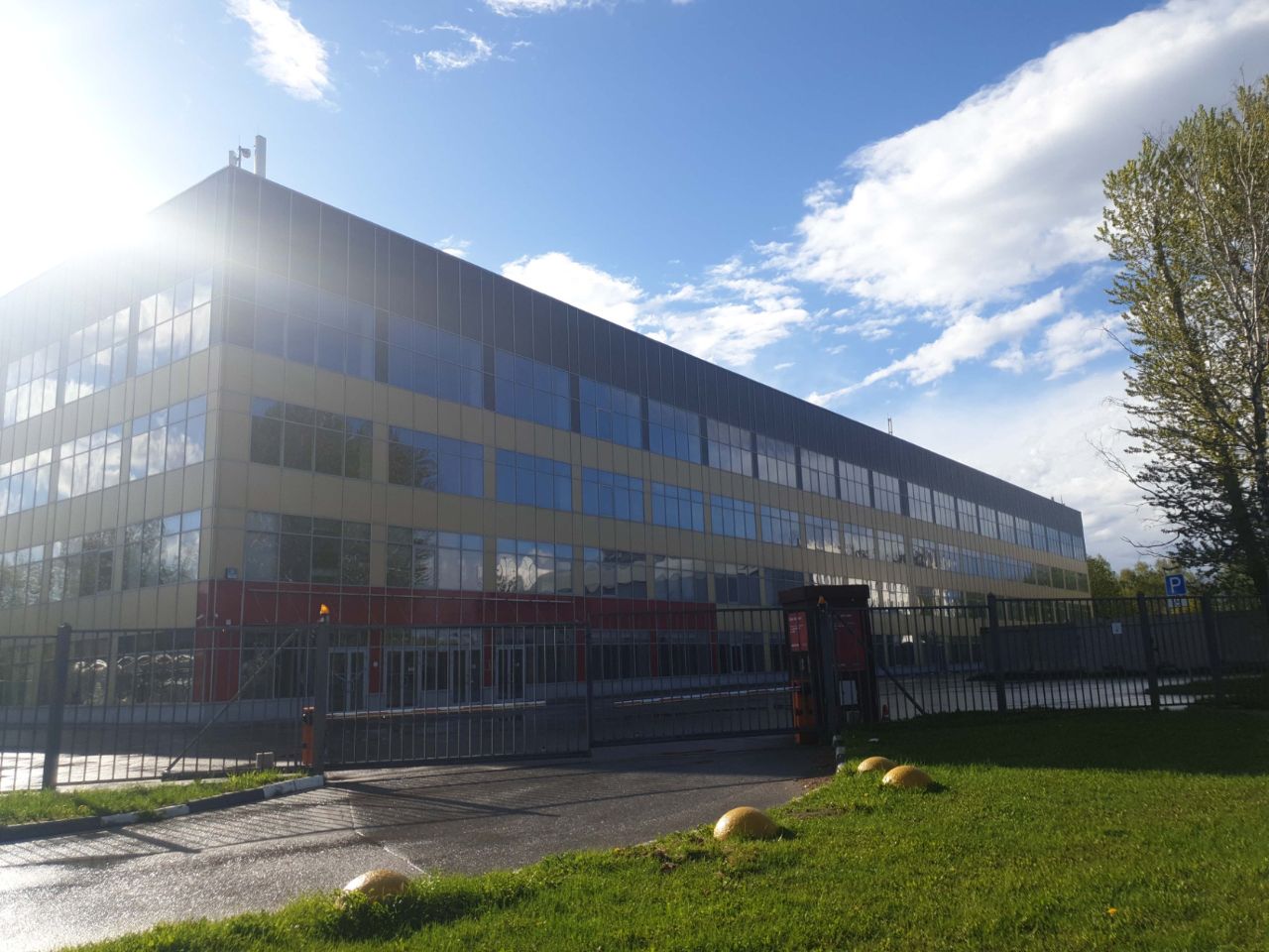 продажа помещений в БЦ Обручева