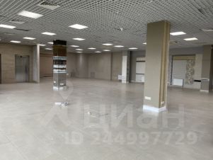 торг. площадь 2390 м², этаж -2