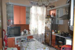 2-комн.кв., 57 м², этаж 3