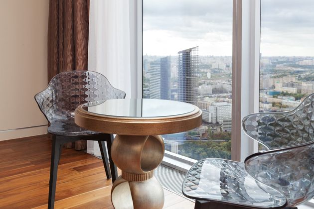 2-комн., 130 м², 48/85 этаж
