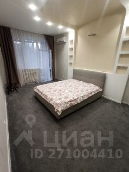 2-комн.кв., 80 м², этаж 4