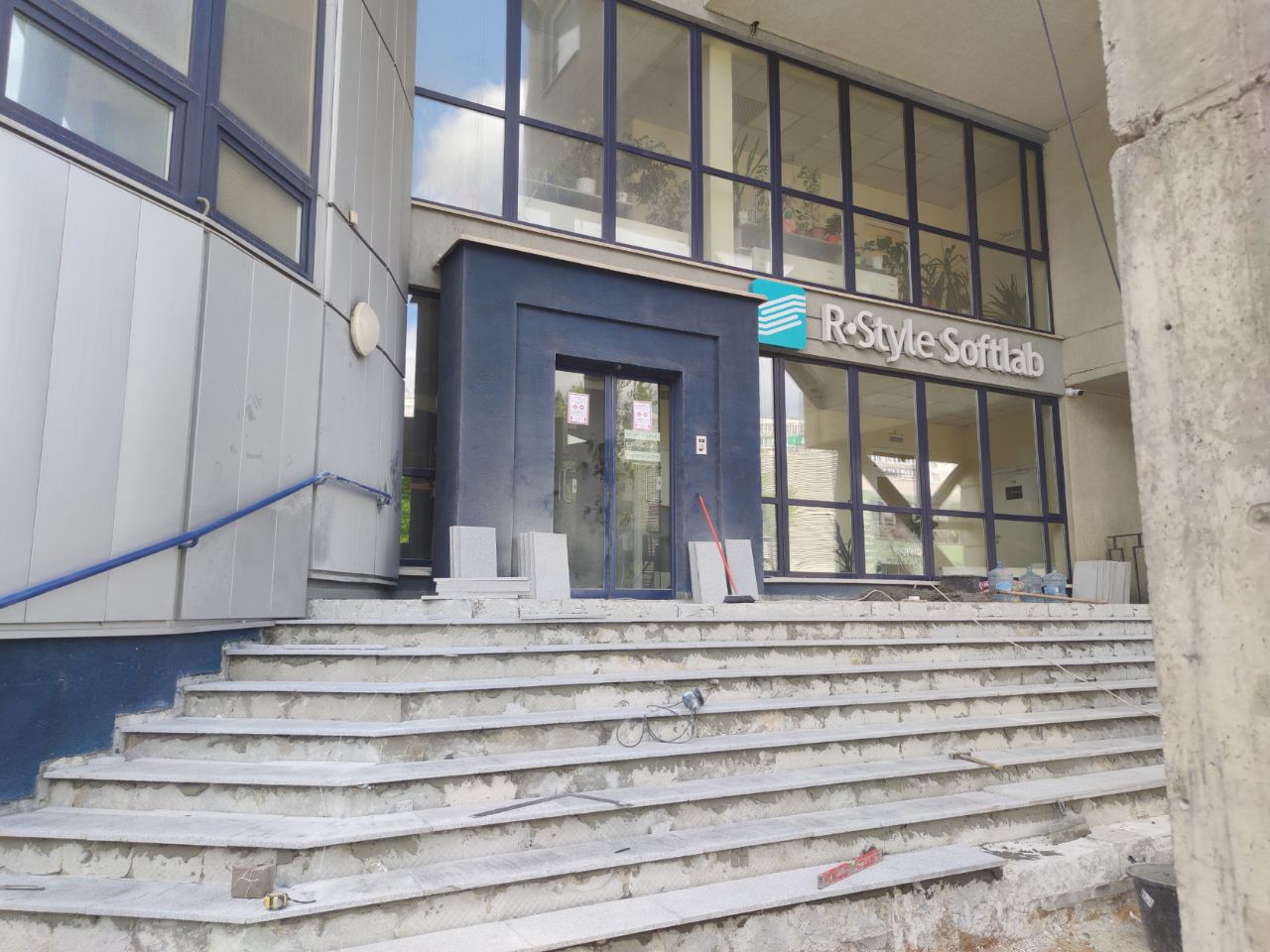 БЦ Пришвина, 8 (8)