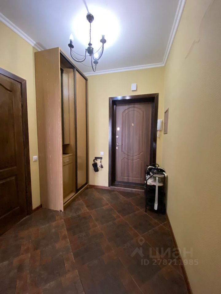 1-комнатная квартира, 42 м² — фото 1