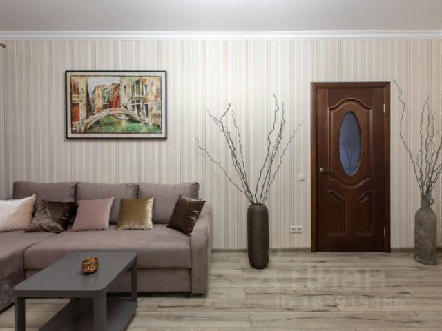 2-комн., 70 м², 7/10 этаж