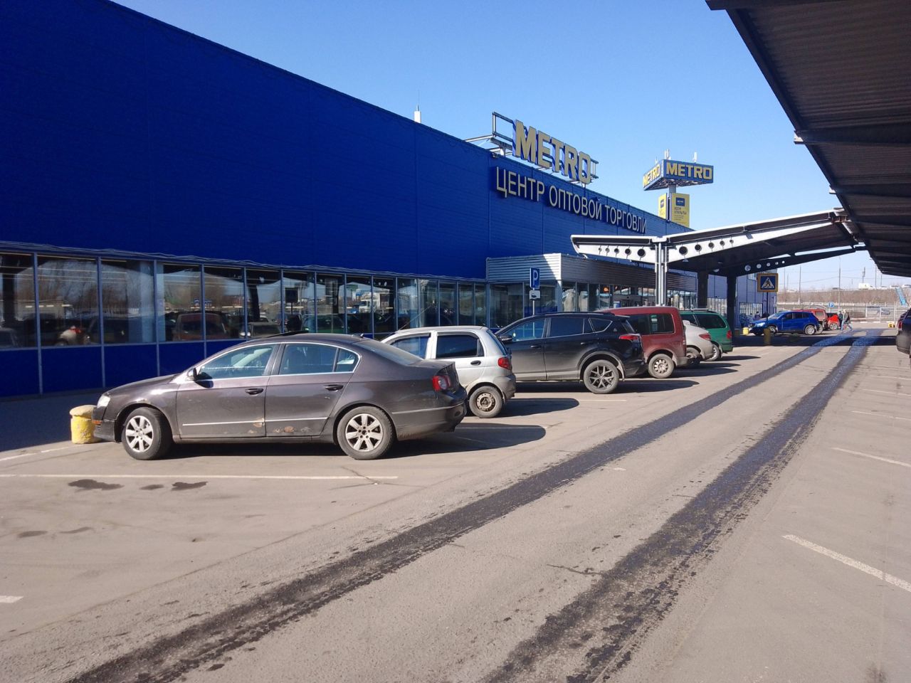 продажа помещений в ТЦ METRO (Метро)