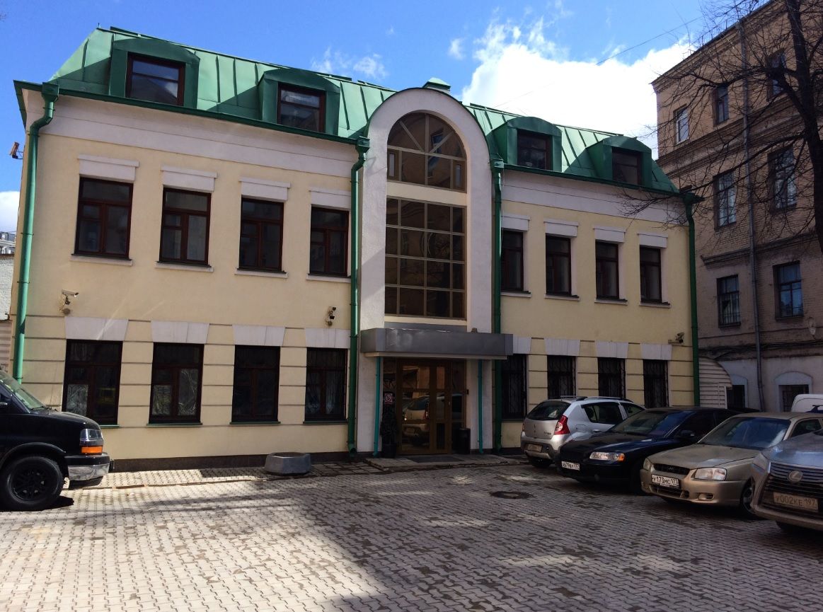 Бизнес Центр на ул. Казакова, 3с2