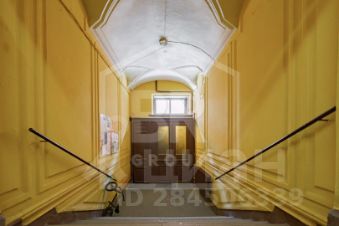 5-комн.кв., 120 м², этаж 4