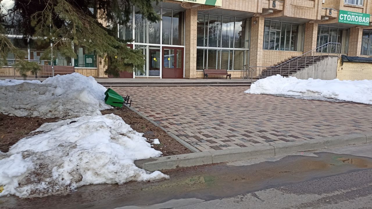 продажа помещений в БЦ на Лиственничной аллее, 2Д
