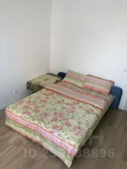 3-комн.кв., 90 м², этаж 2