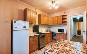 3-комн.кв., 80 м², этаж 3