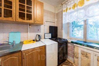 2-комн.кв., 50 м², этаж 3