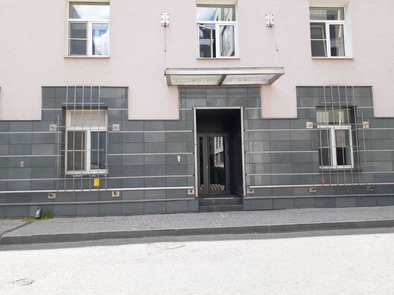 продажа помещений в БЦ в Бутиковском переулке, 14с1